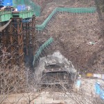 <p>橋の基礎掘削状況<br />平成28年2月末</p>
